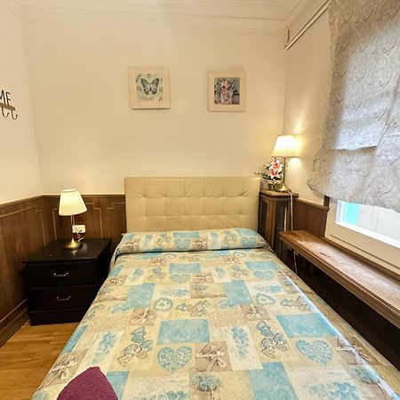 Alojamiento Nuevo Balmes Barcelona Bagian luar foto