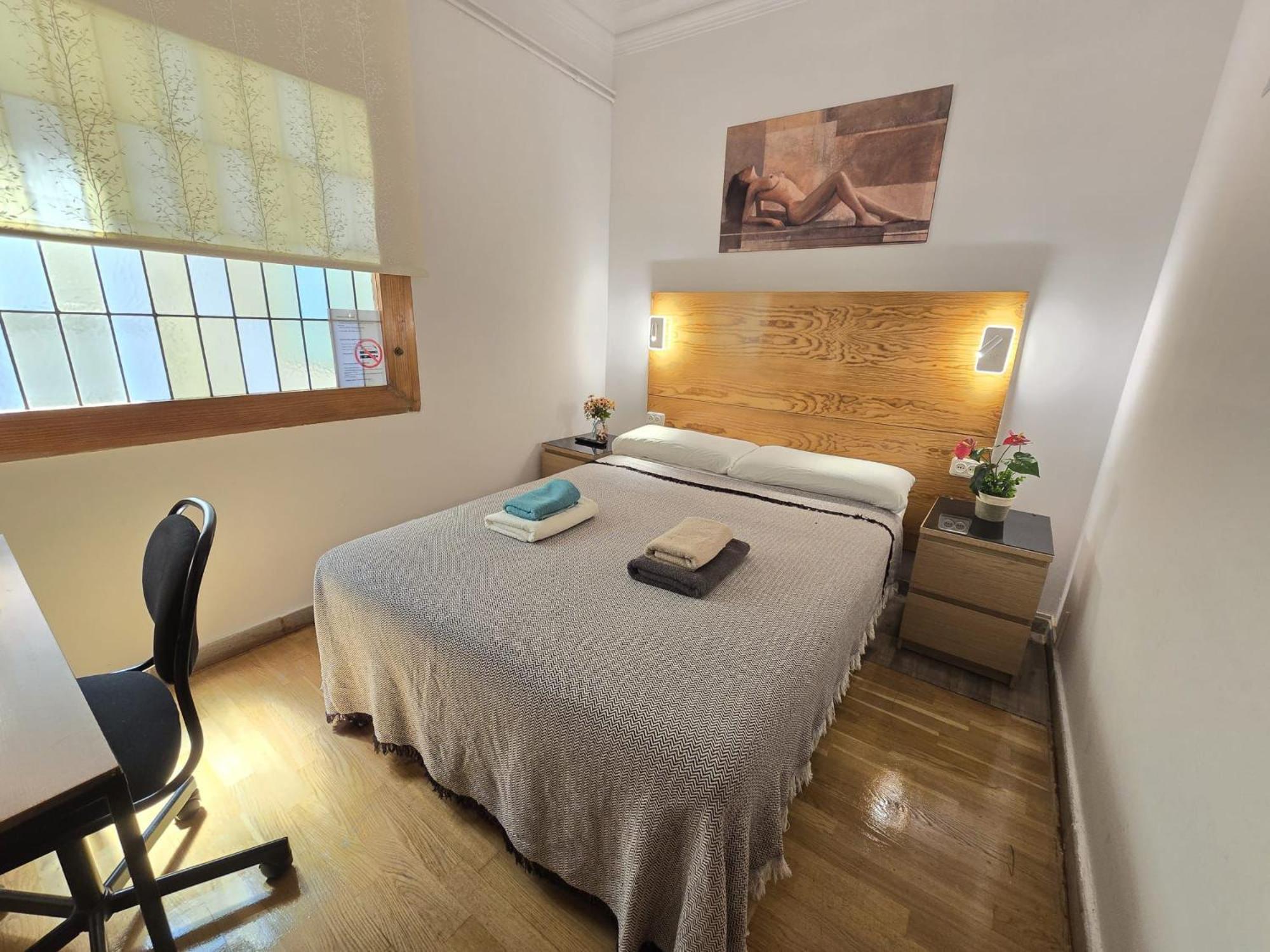 Alojamiento Nuevo Balmes Barcelona Bagian luar foto